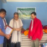 उपकार बचत तथा ऋण सहकारी संस्था लीको १८ ‌औं बार्षिक साधारण सभा अवसरमा उत्कृष्ठ बचतकर्ता भई प्राप्त  गर्नु भएको सम्मान